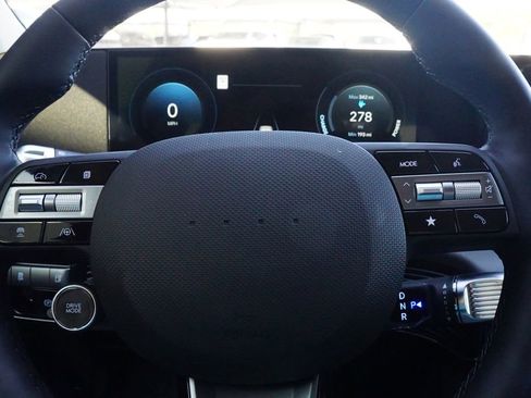 New 2026 Hyundai Ioniq 5 SE image 15