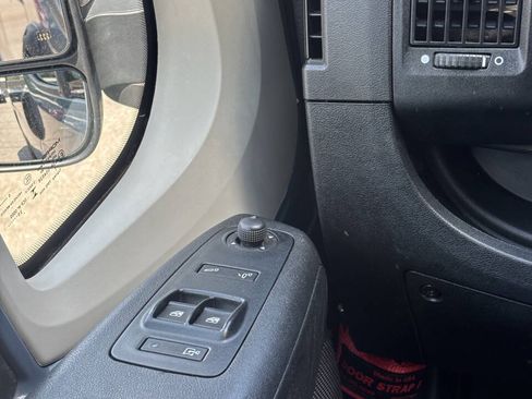 Used 2020 RAM ProMaster 3500 FWD image 25