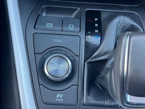 Used 2023 Toyota RAV4 XSE image 30