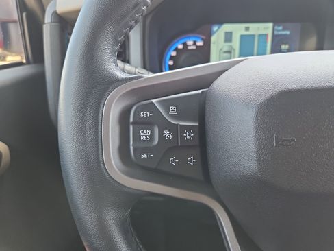 Used 2024 Ford Bronco Wildtrak AWD/4WD image 11