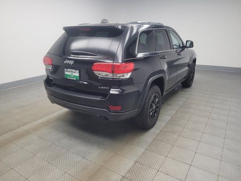 Used 2019 Jeep Grand Cherokee Laredo AWD/4WD image 9
