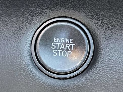 Certified 2025 Hyundai Elantra Sport FWD image 25