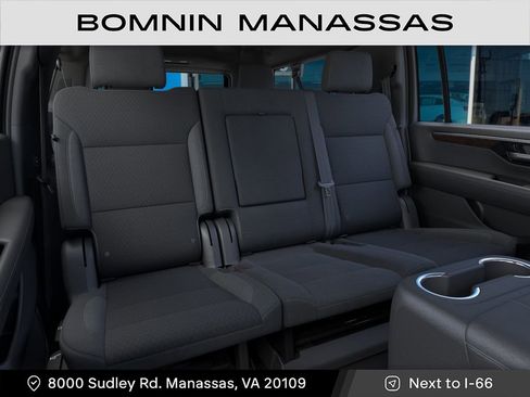 New 2026 Chevrolet Suburban LS w/ Max Trailering Package AWD/4WD image 17