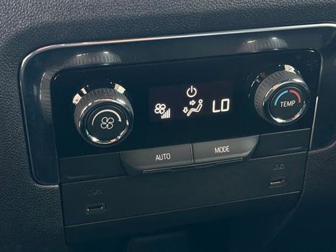 New 2026 Chevrolet Tahoe Z71 w/ Sun And Tow Package AWD/4WD image 14