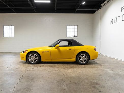 Used 2001 Honda S2000 image 5