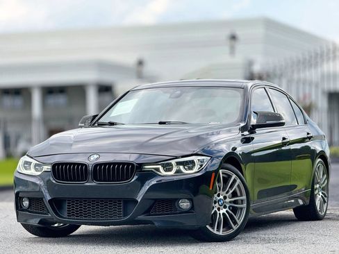 Used 2017 BMW 340i Sedan RWD image 2