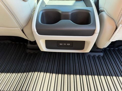 New 2026 Honda Odyssey Touring image 19