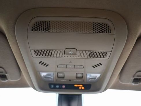 Used 2020 Cadillac XT6 Premium Luxury image 36