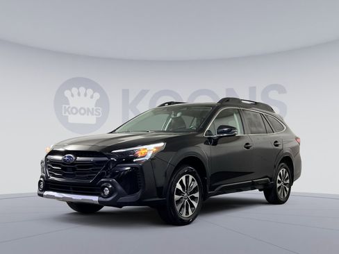 Used 2023 Subaru Outback Limited image 1
