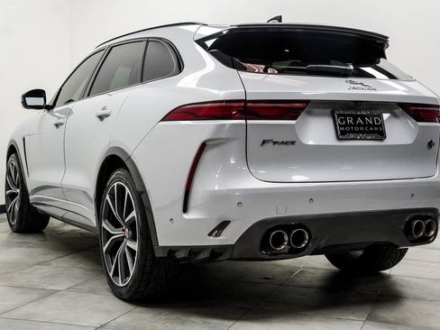 Used 2021 Jaguar F-PACE SVR AWD/4WD image 11
