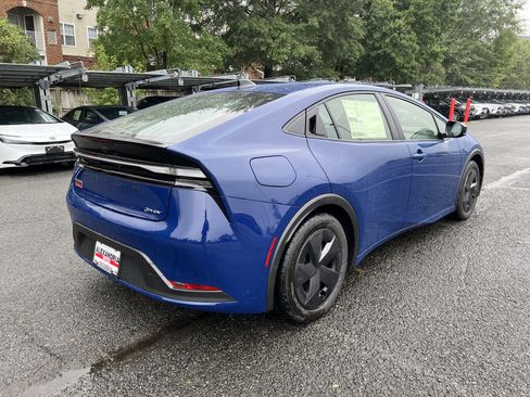 New 2026 Toyota Prius Plug-In Hybrid image 4