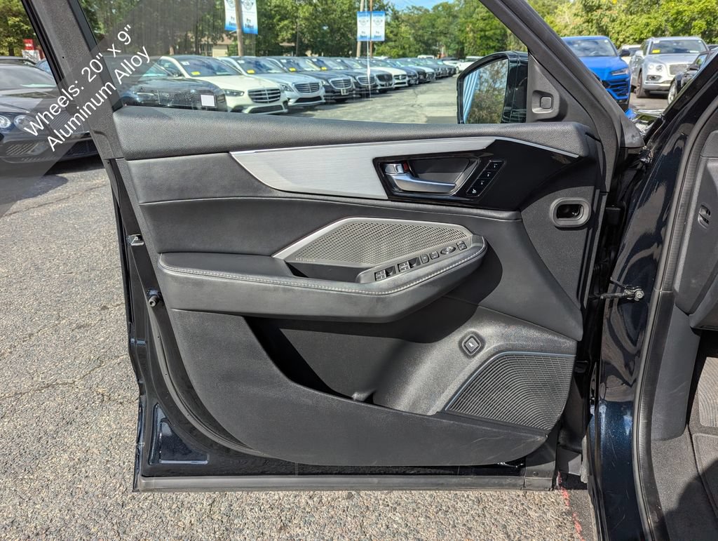 Used 2023 Acura MDX w/ Technology Package AWD/4WD image 12