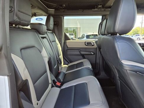 Certified 2024 Ford Bronco Wildtrak image 18