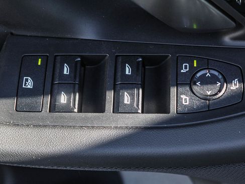 Used 2024 BMW 530i w/ Premium Package image 20