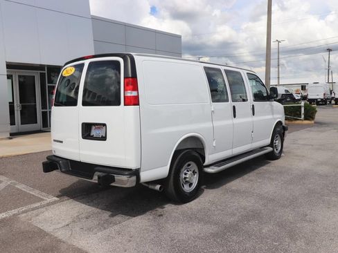 Used 2025 Chevrolet Express 2500 w/ Driver Convenience Package RWD image 15
