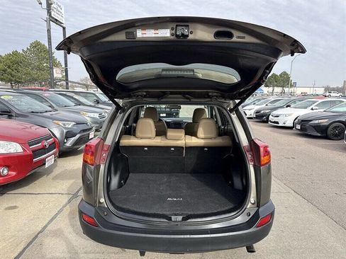 Used 2013 Toyota RAV4 Limited AWD/4WD image 18