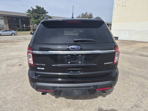 Used 2015 Ford Explorer Limited w/ Equipment Group 301A image 4