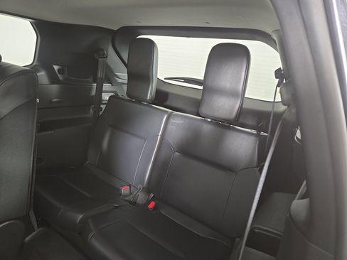 Used 2025 Mitsubishi Outlander SE AWD/4WD image 14