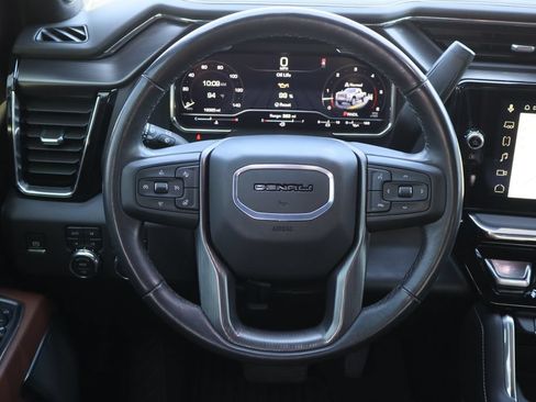 Used 2025 GMC Sierra 2500 Denali Ultimate AWD/4WD image 15