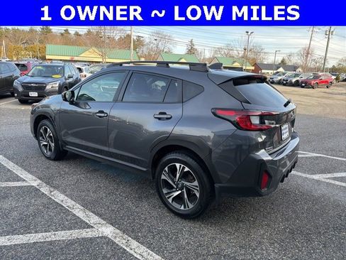 Used 2024 Subaru Crosstrek 2.0i Premium image 4