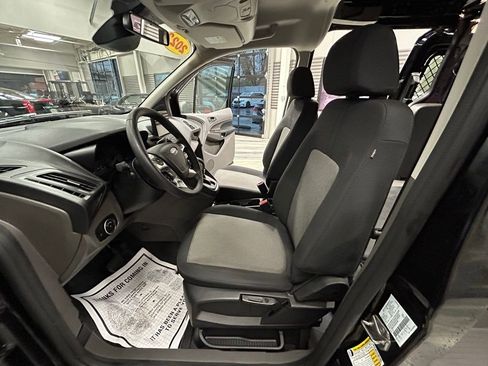 Used 2022 Ford Transit Connect XL image 48