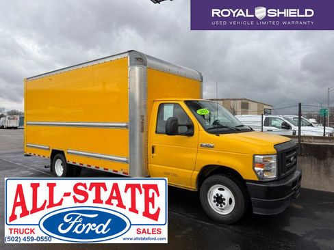 Used 2022 Ford E-350 and Econoline 350 Super Duty RWD image 2