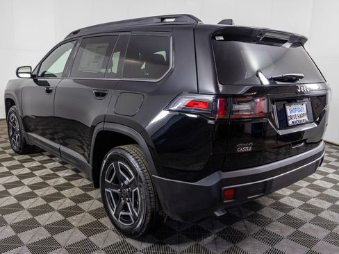 New 2026 Jeep Cherokee Laredo image 17