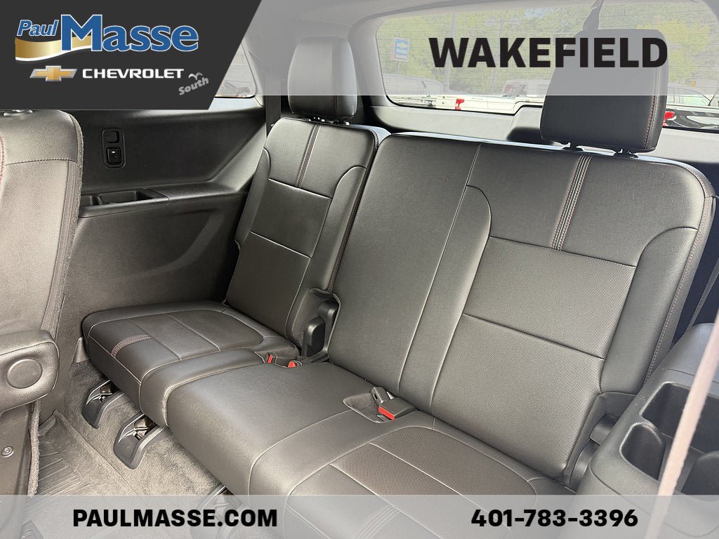 Used 2023 Chevrolet Traverse RS AWD/4WD image 15