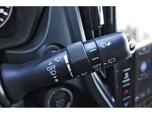 Certified 2025 Subaru Forester Premium image 18