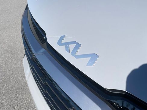 New 2026 Kia Sportage EX w/ EX Panoramic Sunroof Package image 34