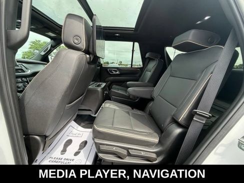 Used 2023 Chevrolet Tahoe Premier w/ Advanced Technology Package AWD/4WD image 3
