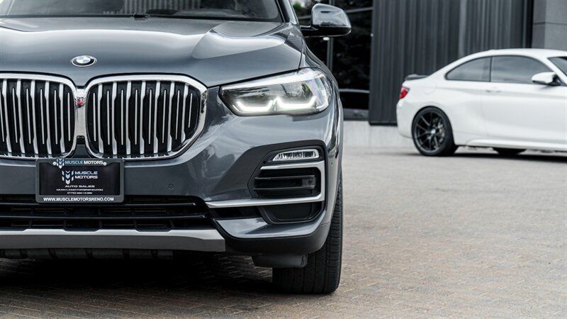 Used 2019 BMW X5 xDrive40i w/ Convenience Package AWD/4WD image 10
