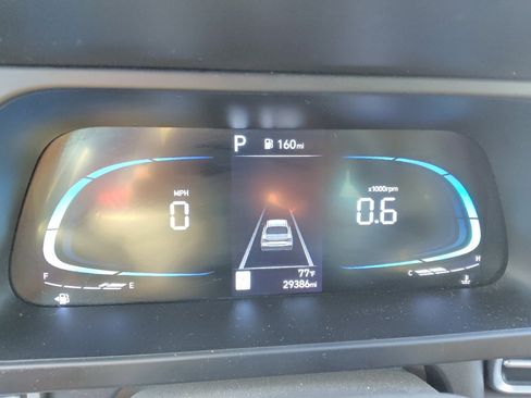 Used 2025 Hyundai Elantra Sport FWD image 23