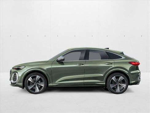 New 2026 Audi SQ5 Premium Plus AWD/4WD image 2