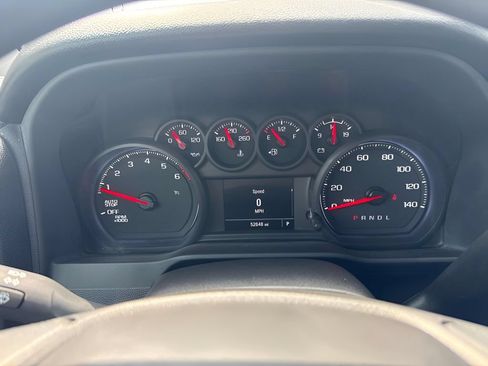 Used 2023 GMC Sierra 1500 Pro w/ Convenience Package RWD image 11