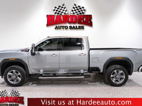 Used 2025 GMC Sierra 2500 SLT w/ SLT Premium Package image 1