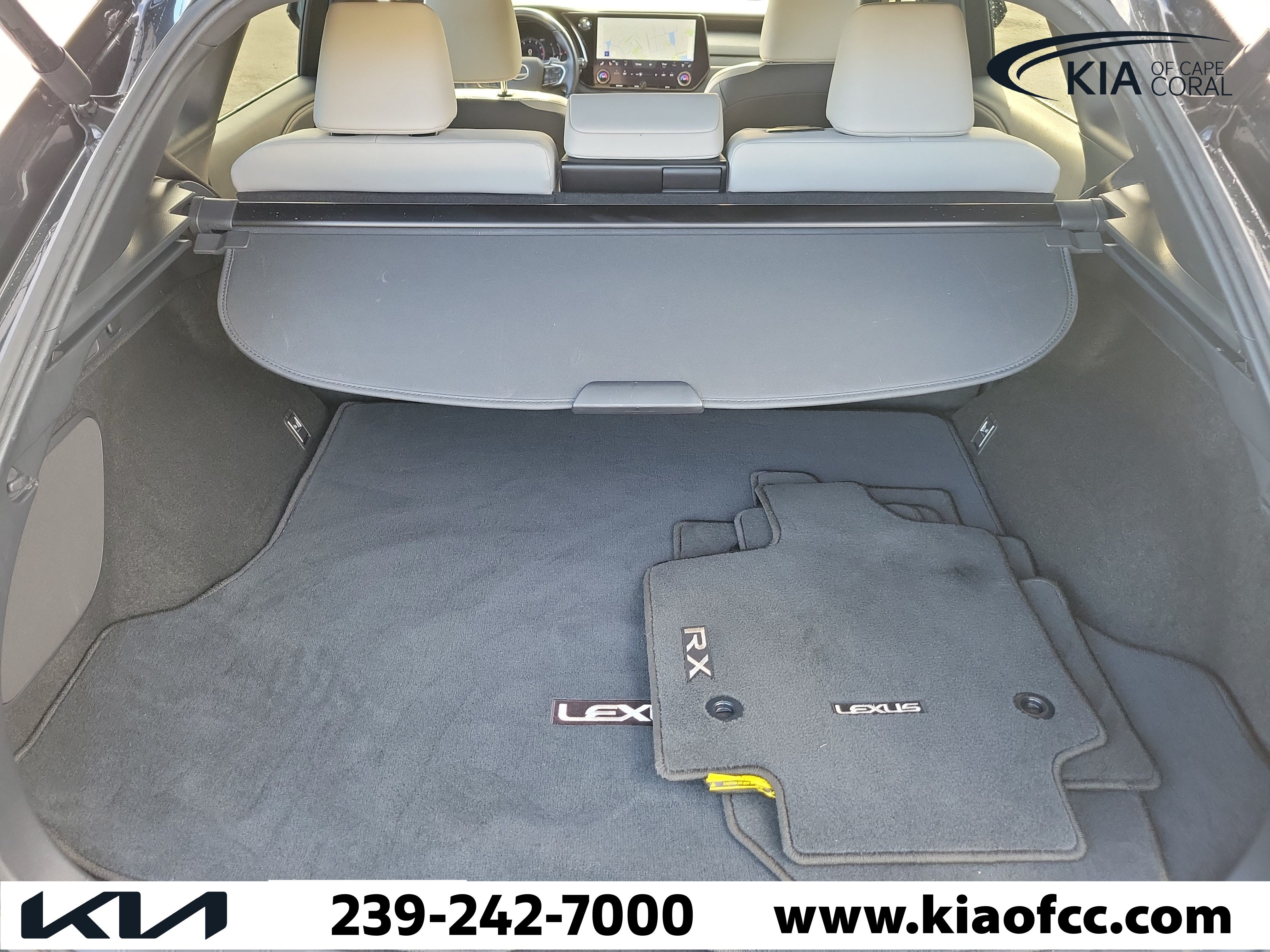 Used 2024 Lexus RX 350 Premium w/ Accessory Package (Z1) FWD image 11