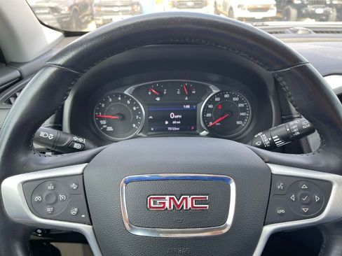 Used 2022 GMC Terrain SLT w/ LPO, 'HIT The Road' Package image 11