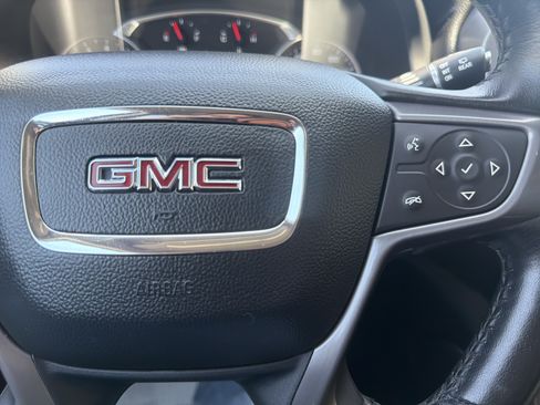 Used 2020 GMC Acadia AT4 w/ Driver Alert Package II AWD/4WD image 15