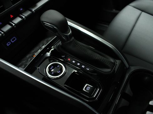 New 2025 Chevrolet Colorado LT w/ LT Convenience Package image 23