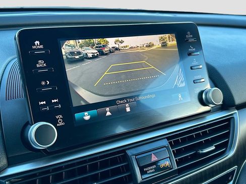 Used 2018 Honda Accord EX image 13