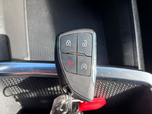 Used 2025 Chevrolet Equinox LT image 22