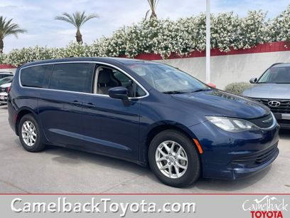 Used 2017 Chrysler Pacifica LX