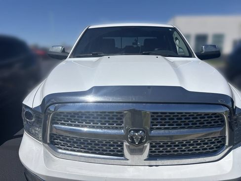 Used 2015 RAM 1500 Laramie w/ Convenience Group AWD/4WD image 2