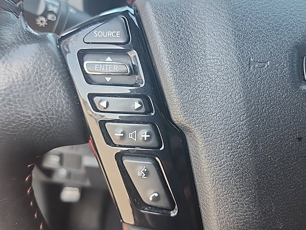 Used 2023 Nissan Frontier Pro-X w/ Pro Convenience Package RWD image 15