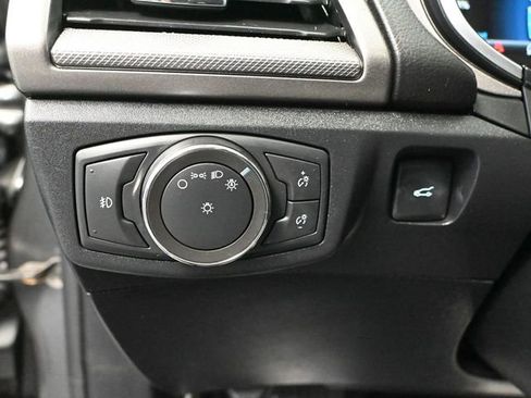 Used 2020 Ford Fusion SE w/ Equipment Group 151A image 32