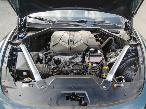 Used 2022 Kia Stinger GT-Line w/ Sun & Sound Package AWD/4WD image 10