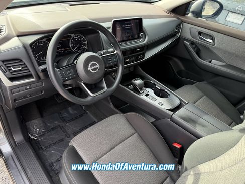Used 2023 Nissan Rogue SV FWD image 24
