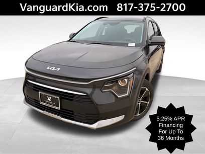 New 2026 Kia Niro LX