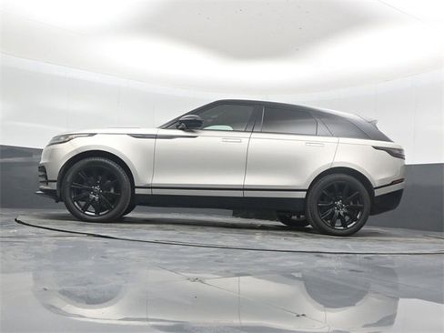 Used 2020 Land Rover Range Rover Velar R-Dynamic S image 42